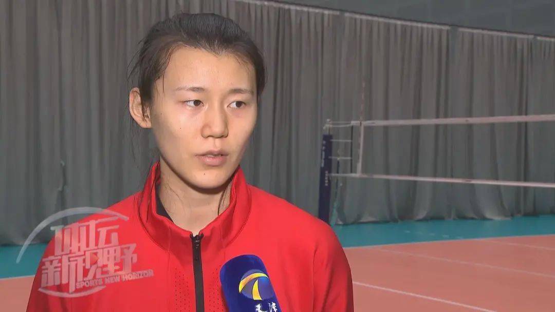 
天津女排间歇期不放松 教练组给她开起了小灶……|泛亚电竞(图13)